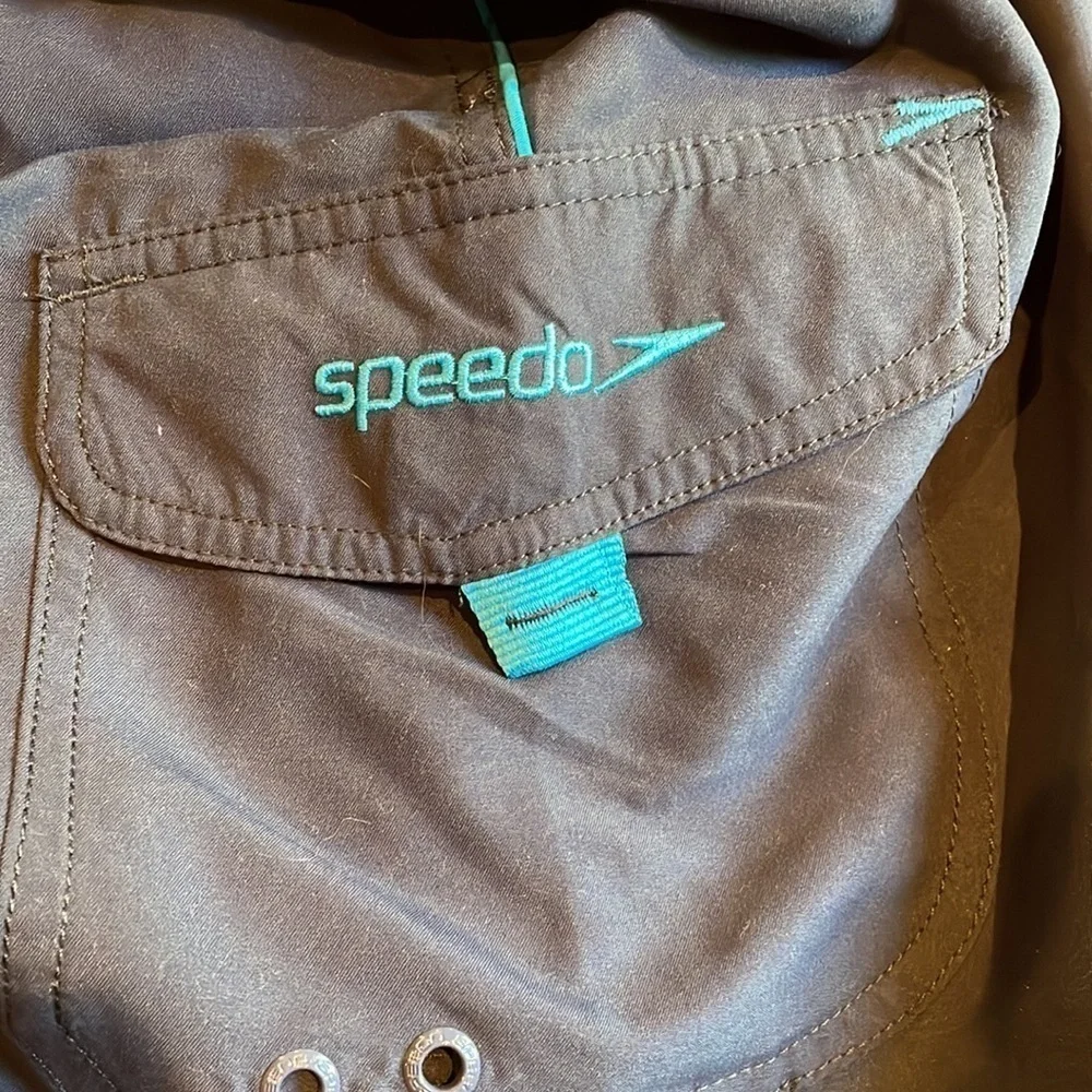 Speedo Men's Knee Length Marina Volley 20 Inch Swim Trunk Shorts Small NWT